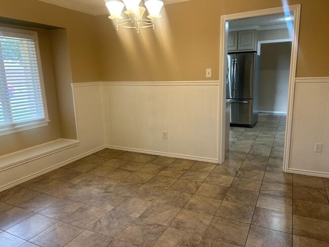 Building Photo - 7702 Knoxville Dr