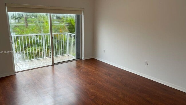 Building Photo - 10966 NW 62nd Ter   Doral Fl 33178