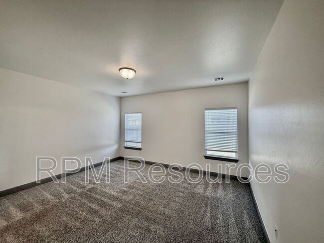 Building Photo - 3613 Shutter Ridge Dr