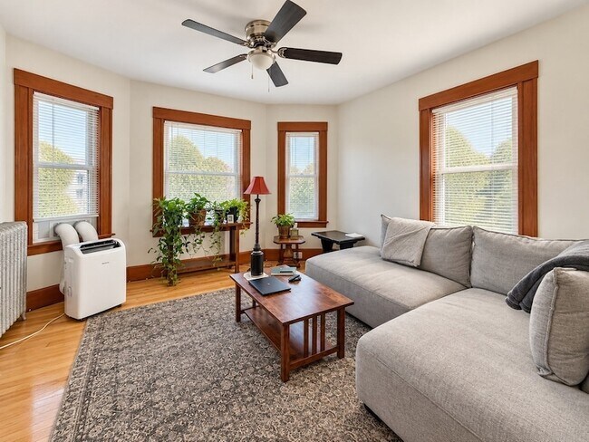 Building Photo - 51 Marblehead St