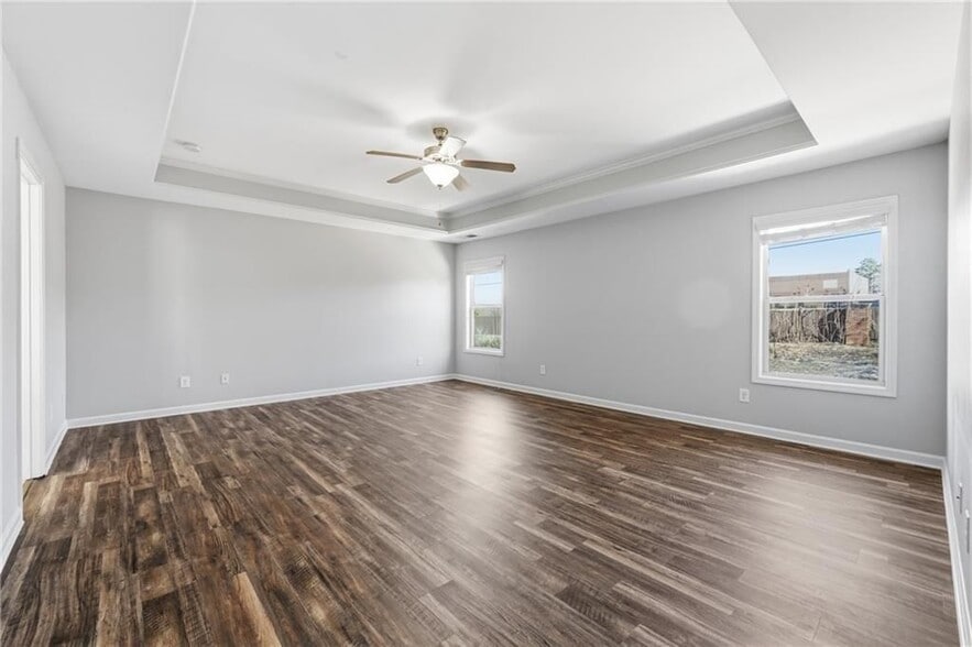 Building Photo - 1440 Waverly Glen Dr