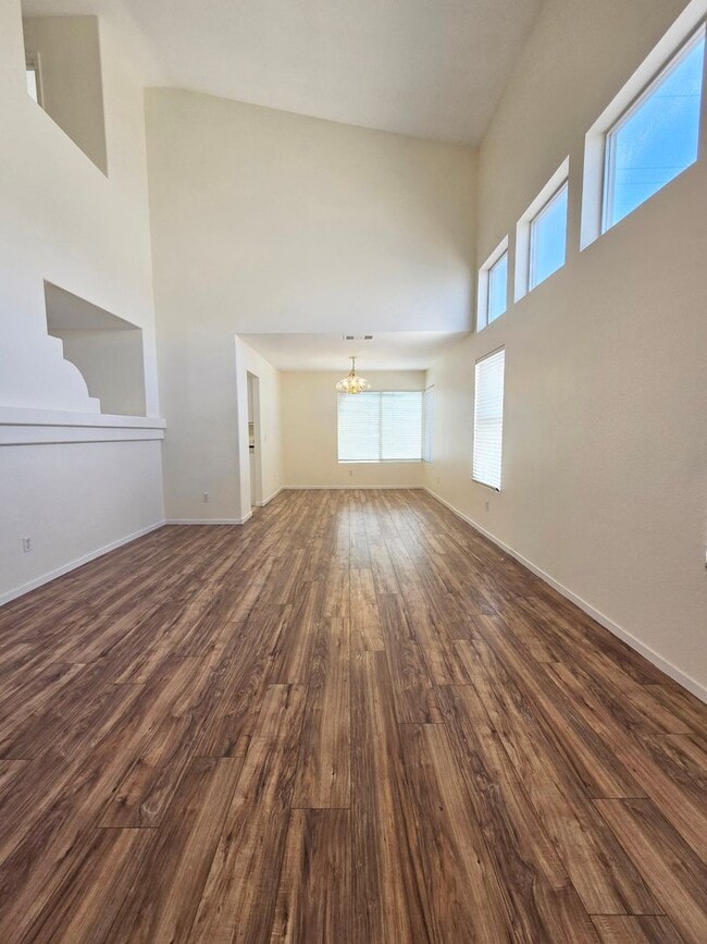 Building Photo - Spacious 4-Bedroom Corner Lot Home with Covered Patio