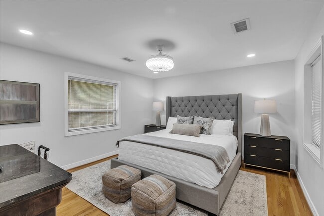 Building Photo - 801 N 3rd St