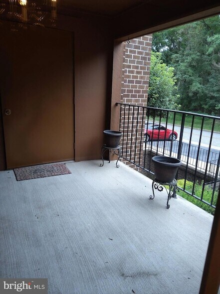 Building Photo - 2109 Woodbox Ln Unit 2109B