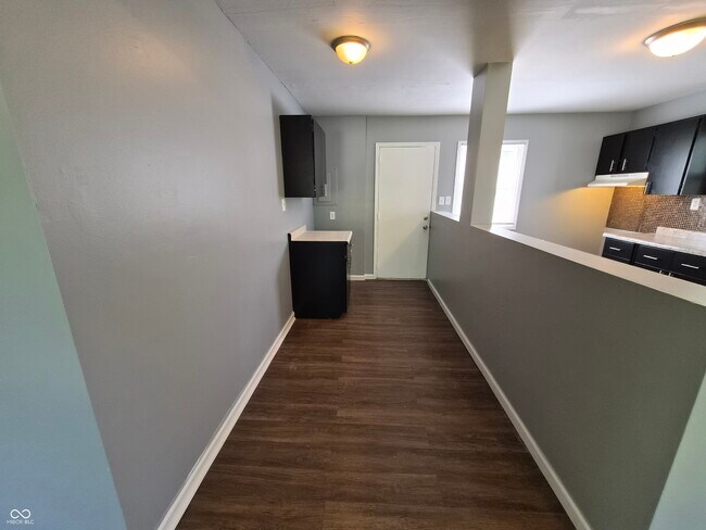 Building Photo - 3221 N Priscilla Ct