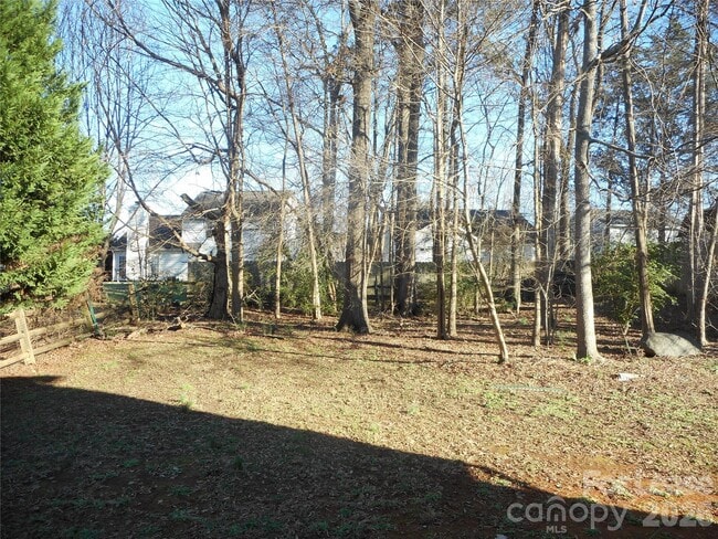 Building Photo - 6611 Flat Creek Dr