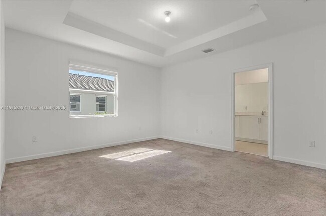 Building Photo - Stunning 3BR House in Homestead