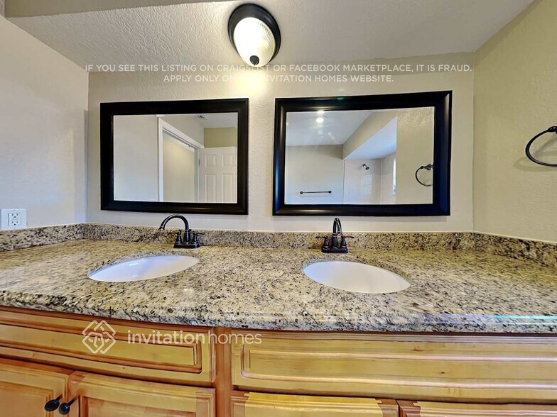 Building Photo - 845 Alderwood Way