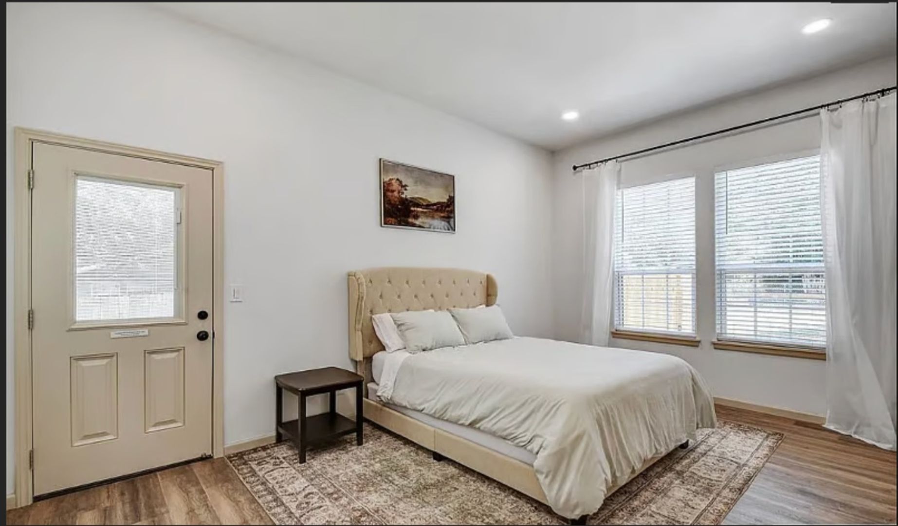 Building Photo - 210 Cottage St