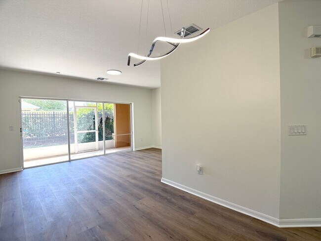 Building Photo - 538 Bexley Dr