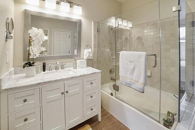 Building Photo - 421 Cork Harbour Cir