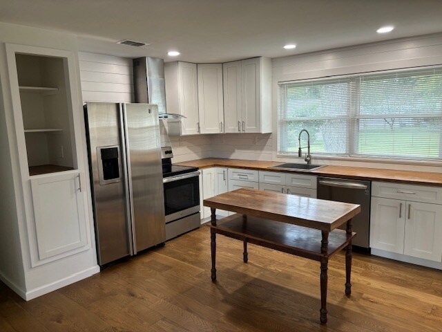 kitchen - 9800 Chambers Ct