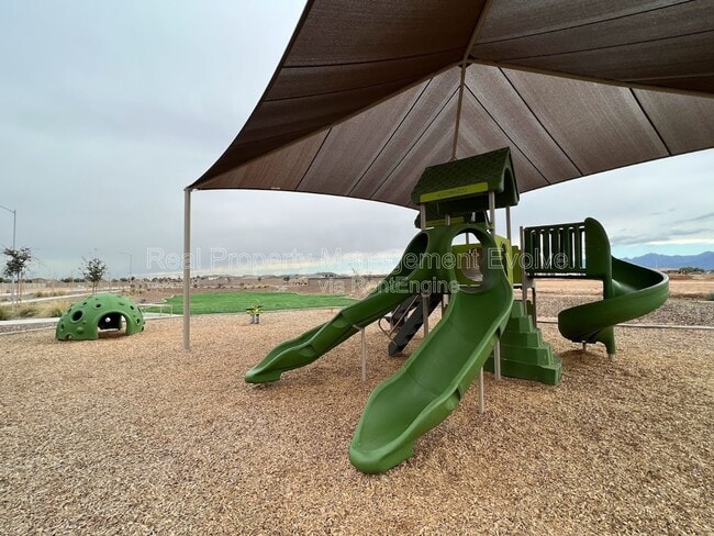 Building Photo - 9614 W Agora Ln