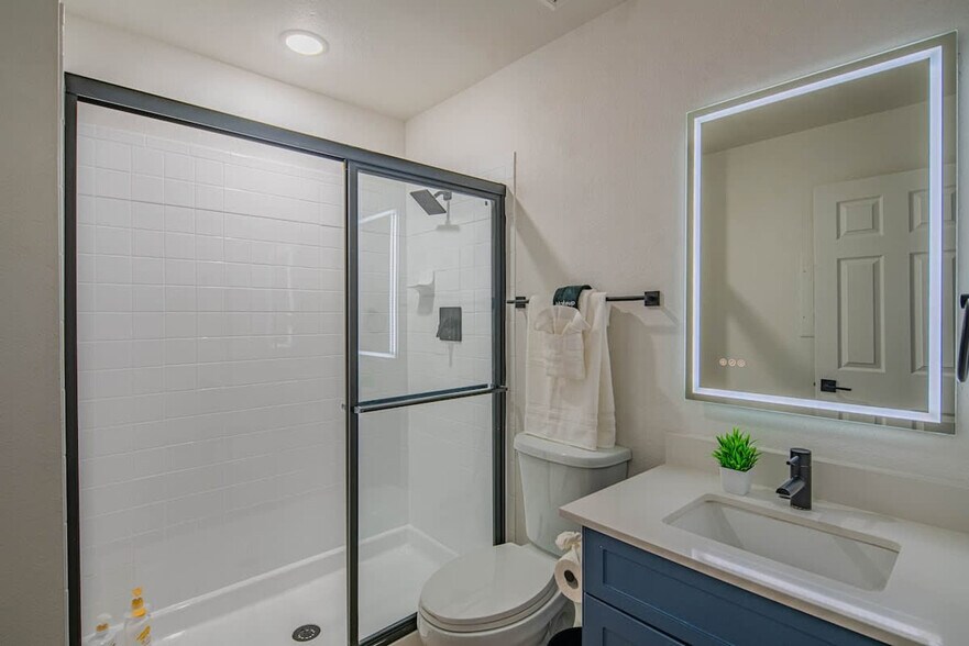 Building Photo - 7900 E Princess Dr