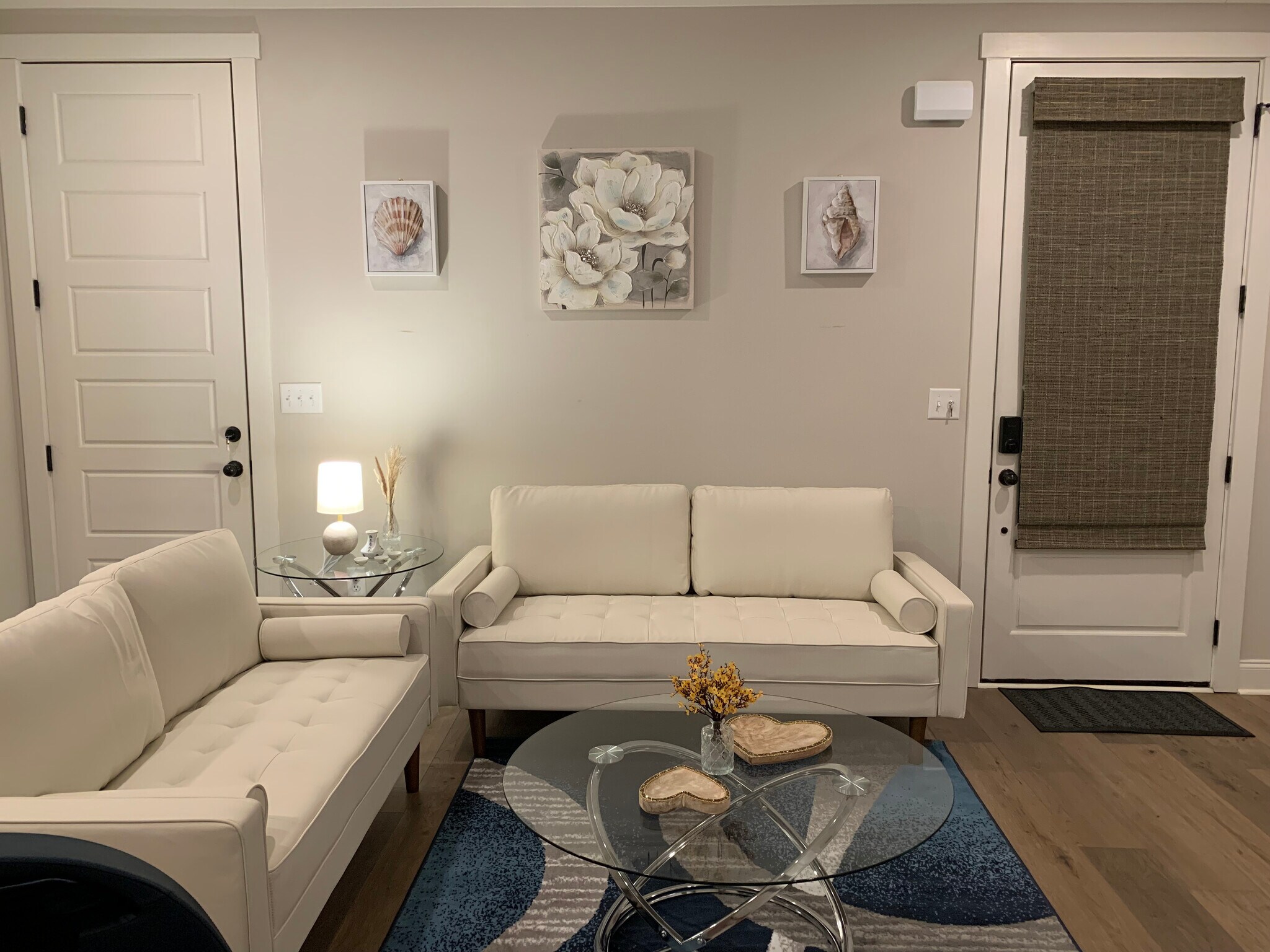 Building Photo - 425 Live Oak Dr