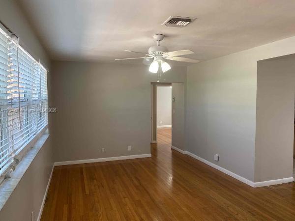 Building Photo - 1517 N L St