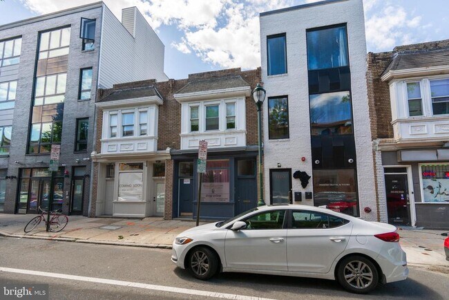 Building Photo - 1118 South St