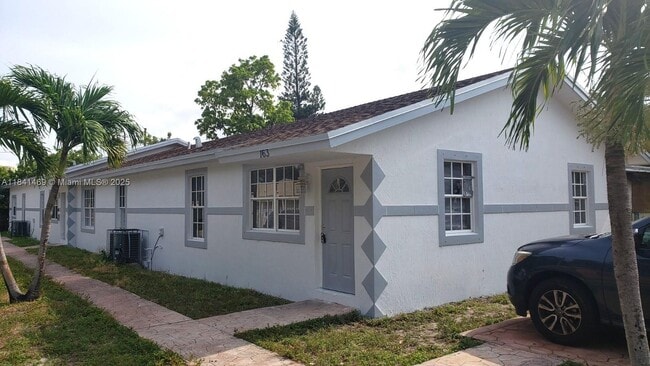 Primary Photo - 163 NW 59th St