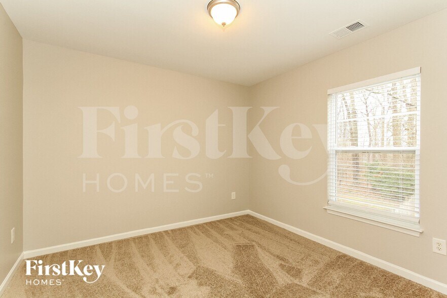 Building Photo - 12641 Cross Dale Dr