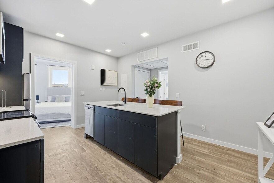 Building Photo - 1151 N 3rd St