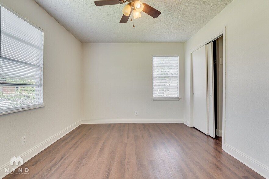 Building Photo - 5054 Virgil St