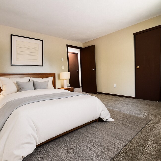 Building Photo - Peaceful West Milton Apartment Living – Schedule a Tour Today!