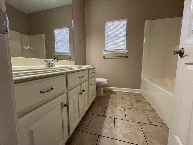 Building Photo - Rankin LLC