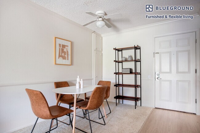Building Photo - 4025 Via Marina