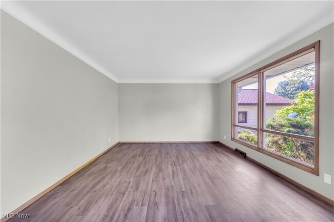 Building Photo - 3460 Hetzel Dr