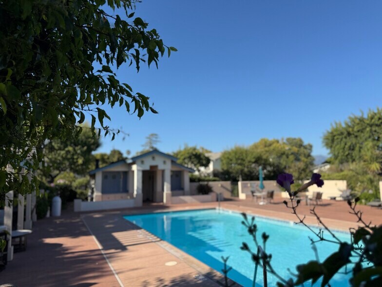 Pool - 7061 Marymount Way