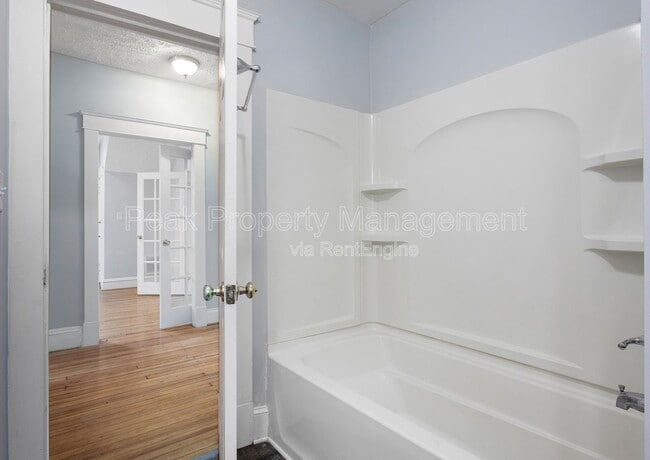 Building Photo - 2818 North Ave