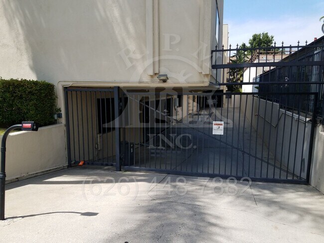 Building Photo - Spacious 1-Bedroom Near PCC & Caltech | 900+ Sq Ft + Enclosed Balcony
