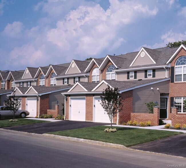 Building Photo - 36 Neal Path