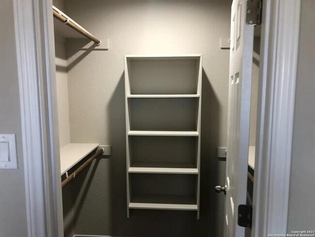 Building Photo - 1500 Lucille St