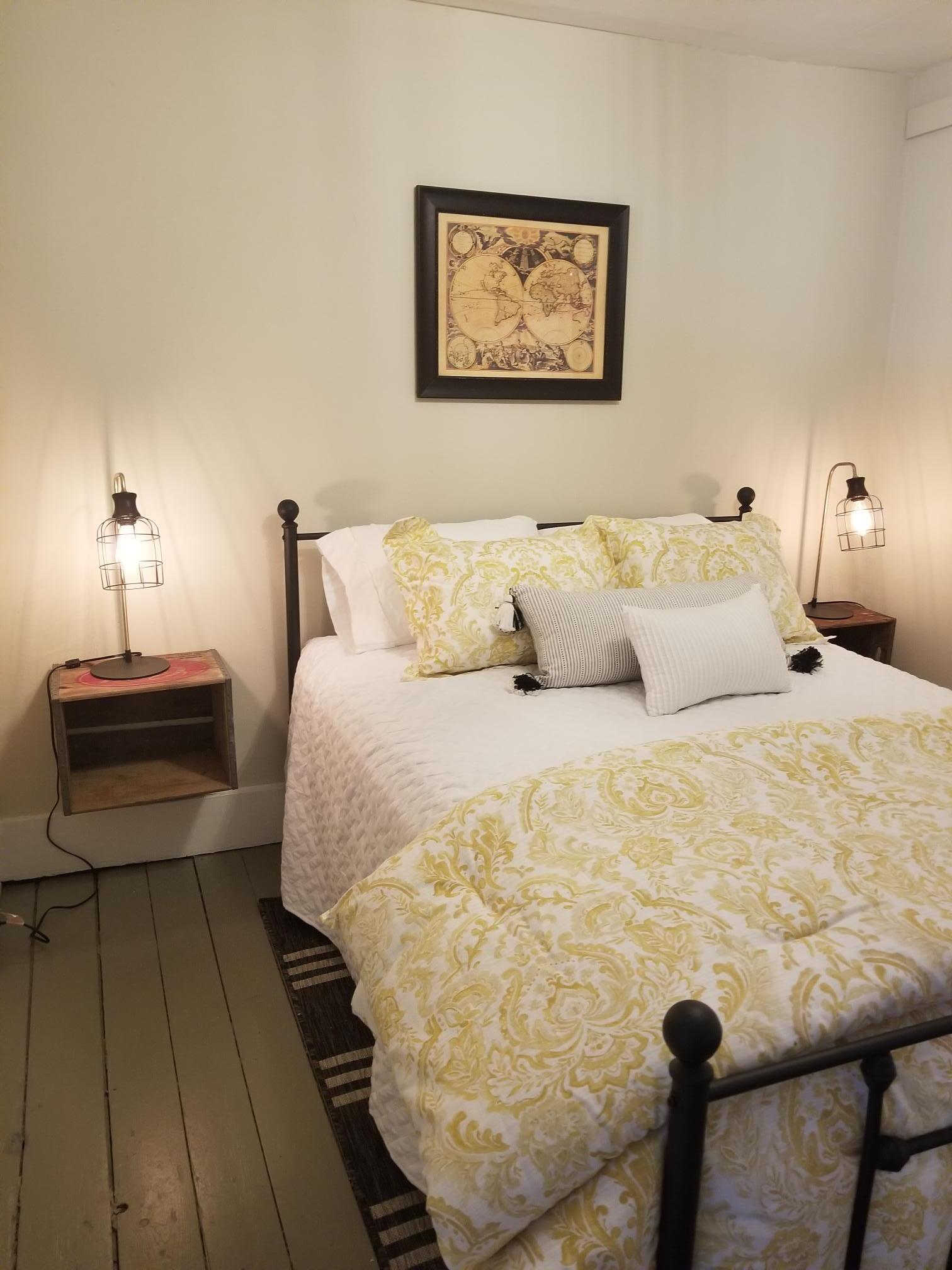 Building Photo - 47 W Main St