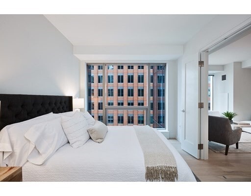 Building Photo - 135 Seaport Blvd