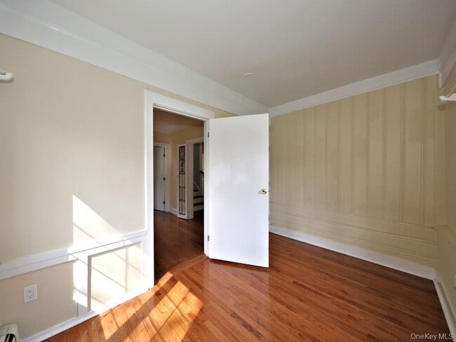 Building Photo - 14 Weeks Pl