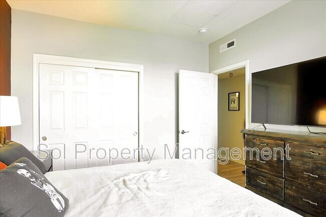 Building Photo - 237 Pacifica Blvd