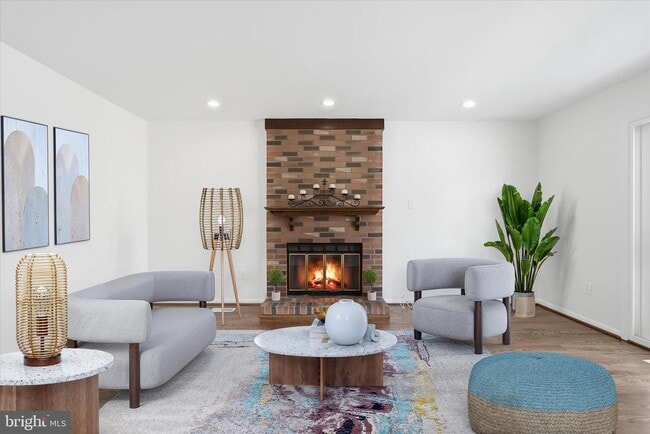 Building Photo - 9500 Windbeat Way