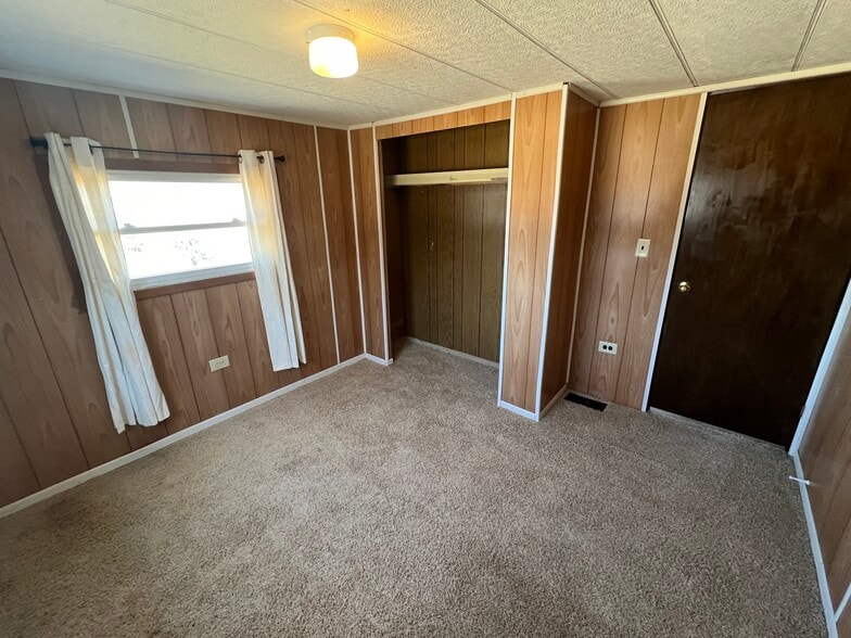 Building Photo - 28207 County Road 79