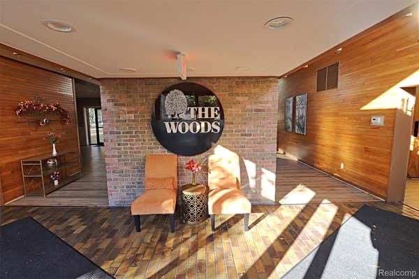 Building Photo - 18411 University Park Dr