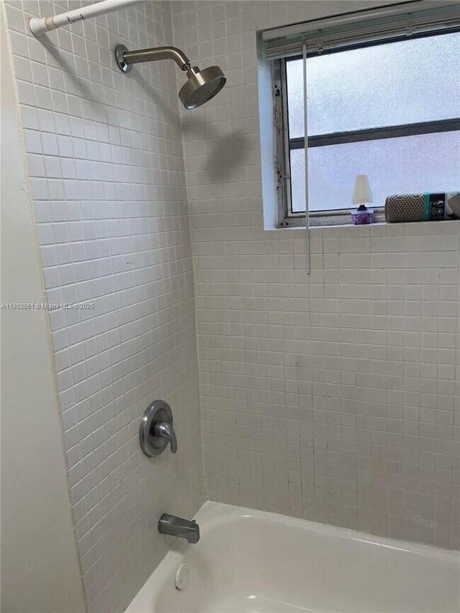 Building Photo - 1450 Atlantic Shores Blvd