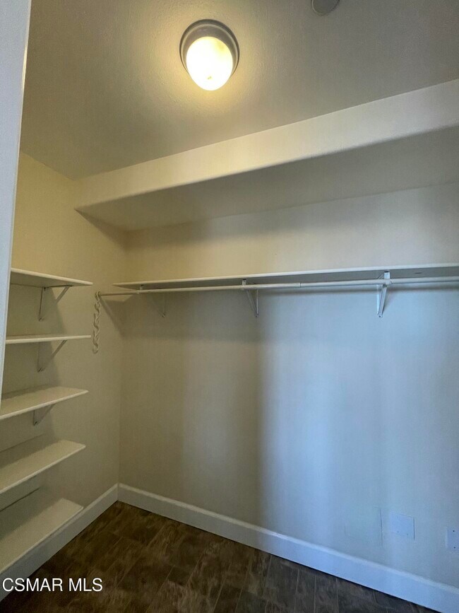 Building Photo - 660 Ocean View Dr