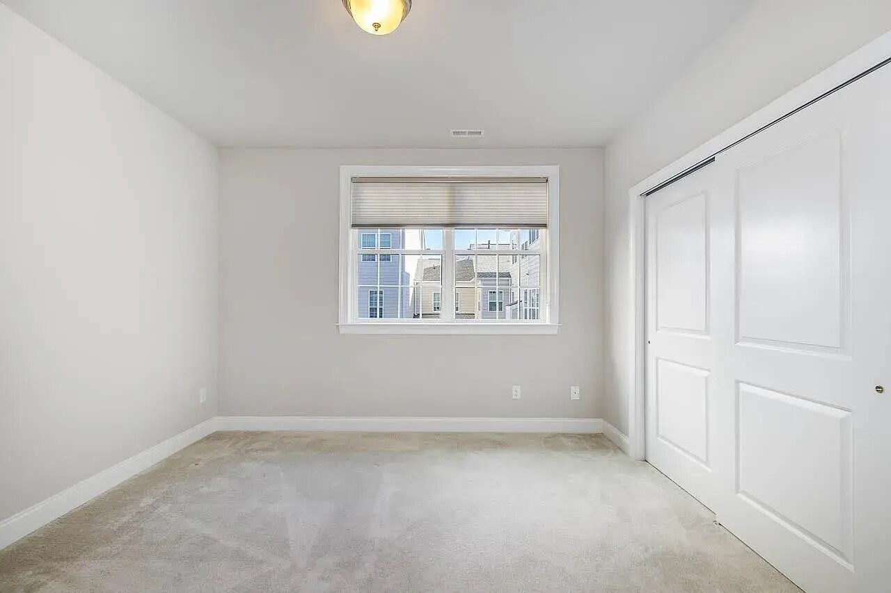 Bedroom 3 - 10420 Sablewood Dr