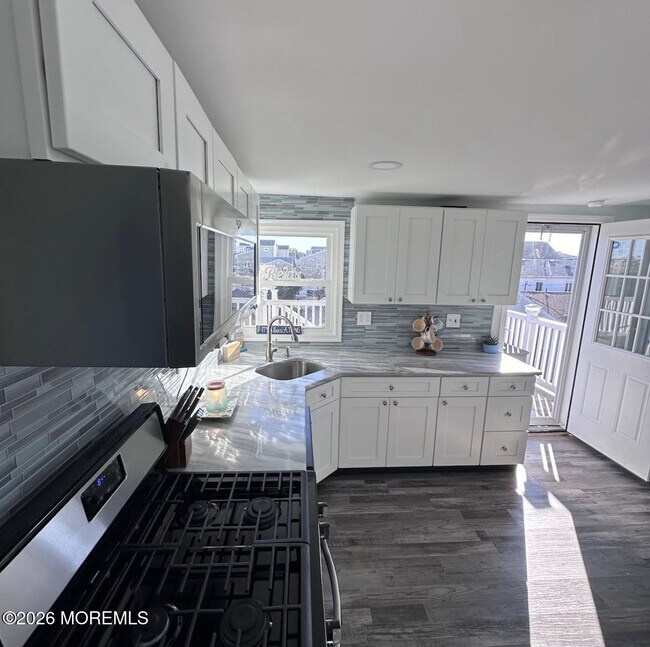 Building Photo - 1510R Bay Blvd