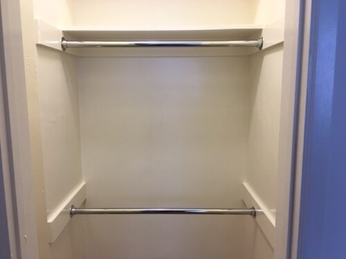 Building Photo - 10585 Missouri Ave