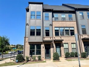 Building Photo - 6107 Station Crossing Ave