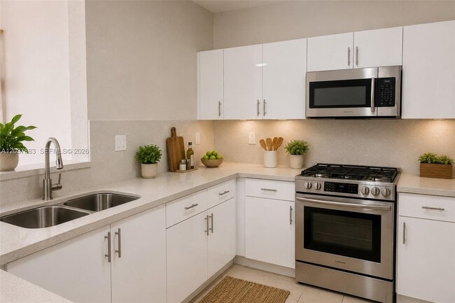 Building Photo - 935 SW 154th Path