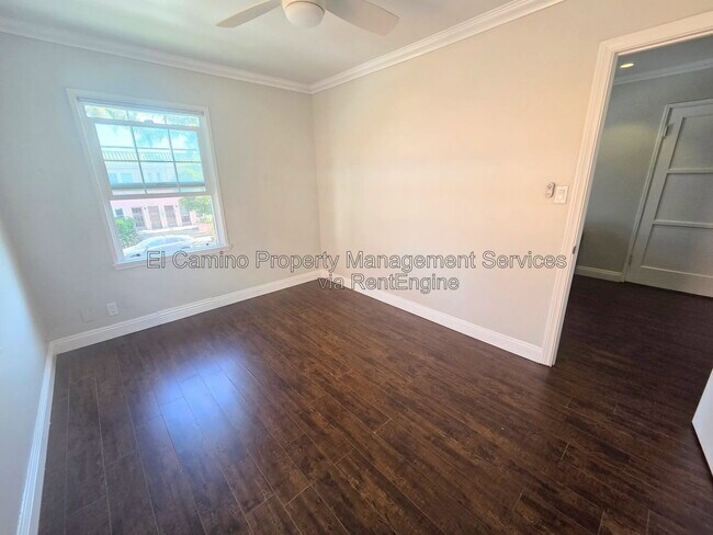 Building Photo - 1036 2nd St