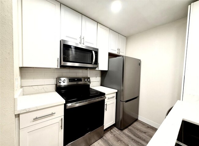 Building Photo - 95-794-794 Wikao St